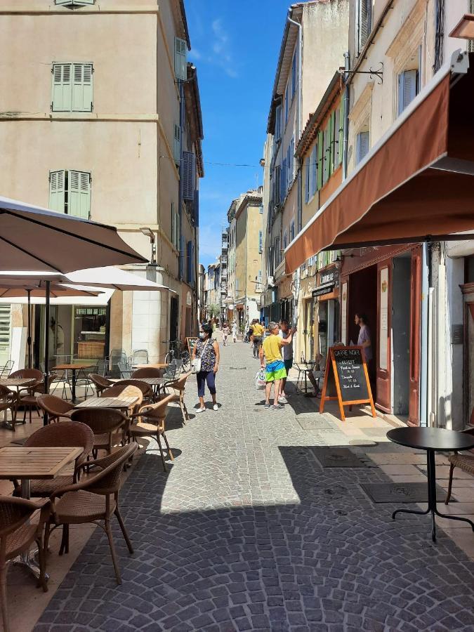 Renovated Fully Equipped Studio For 2 To 4 Pers Apartment La Ciotat Ngoại thất bức ảnh